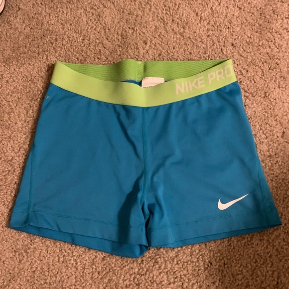 Nike Pants - Nike Pro spandex shorts